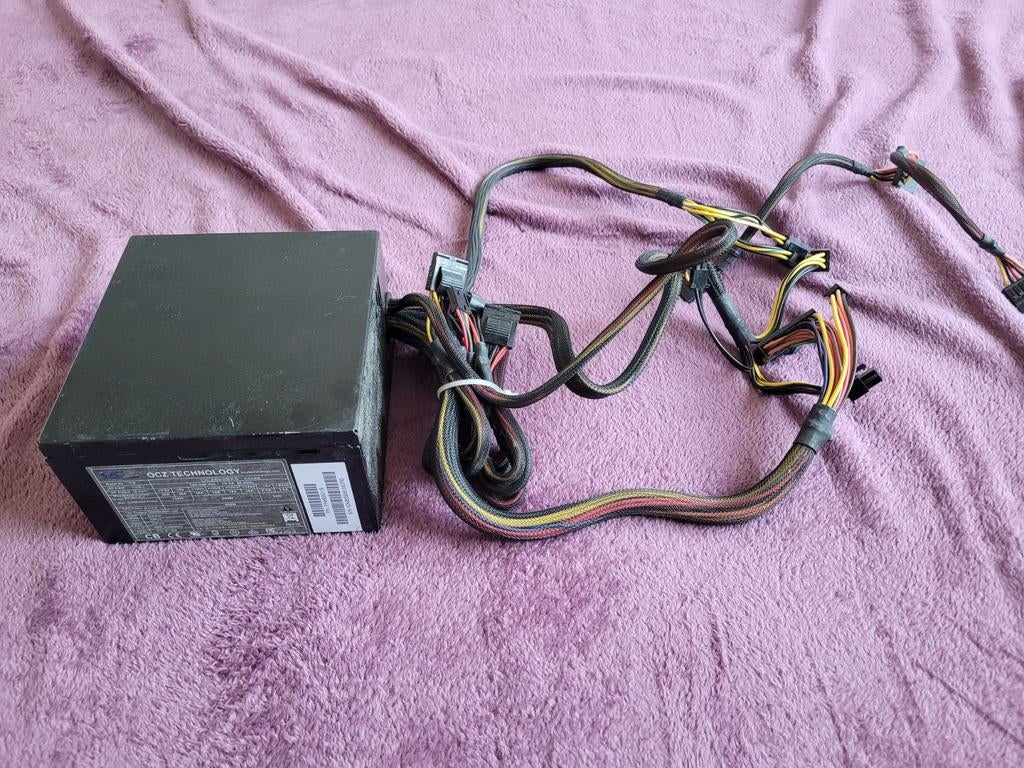 Computervoeding 600W OCZ, Computers en Software, Interne voedingen, Ophalen of Verzenden, Gebruikt