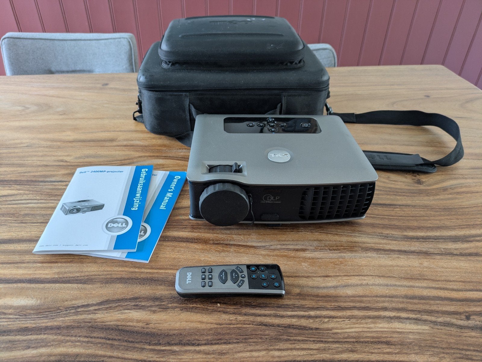 Dell 2400MP Beamer Projector met kabels en koffer, Ophalen, Gebruikt, DLP, Dell
