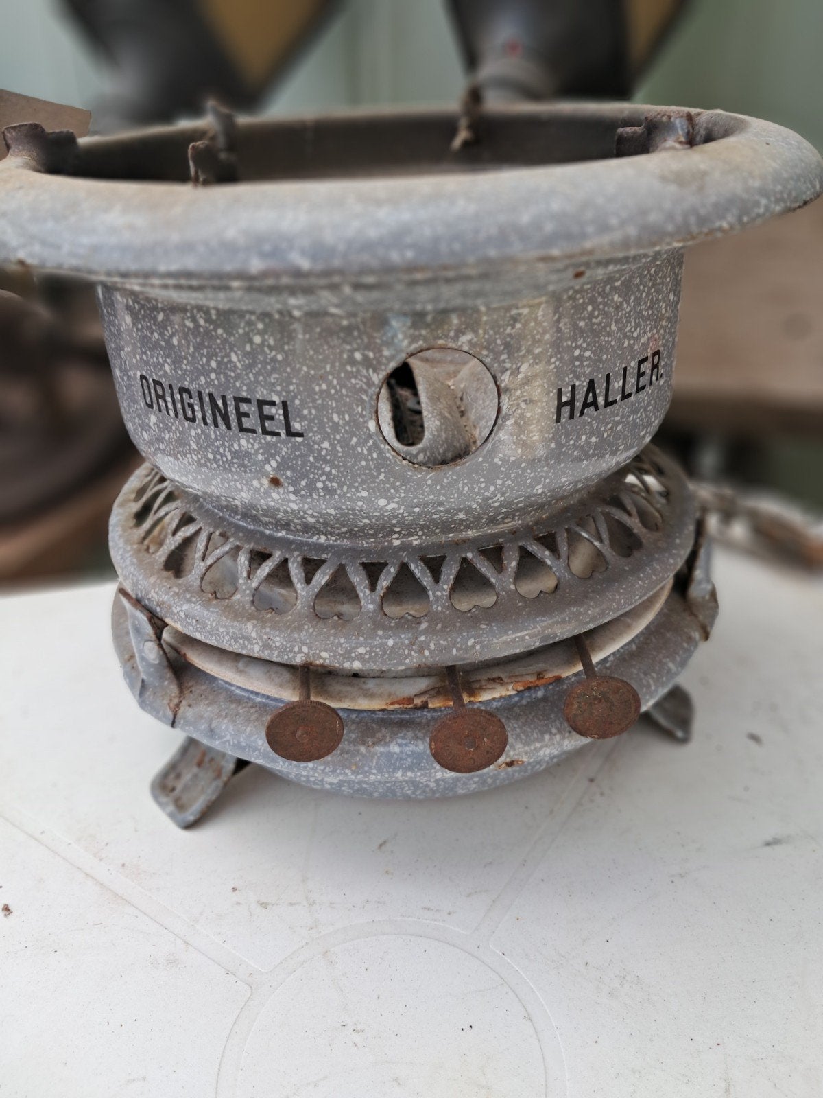 antiek petroleumstel, Ophalen