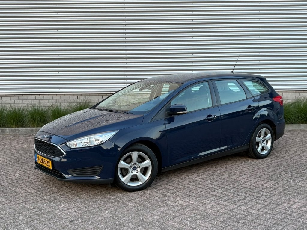Ford FOCUS Wagon 1.0 AUTOMAAT CAMERA Carplay NW APK, 125 pk, Gebruikt, Blauw, Leder en Stof