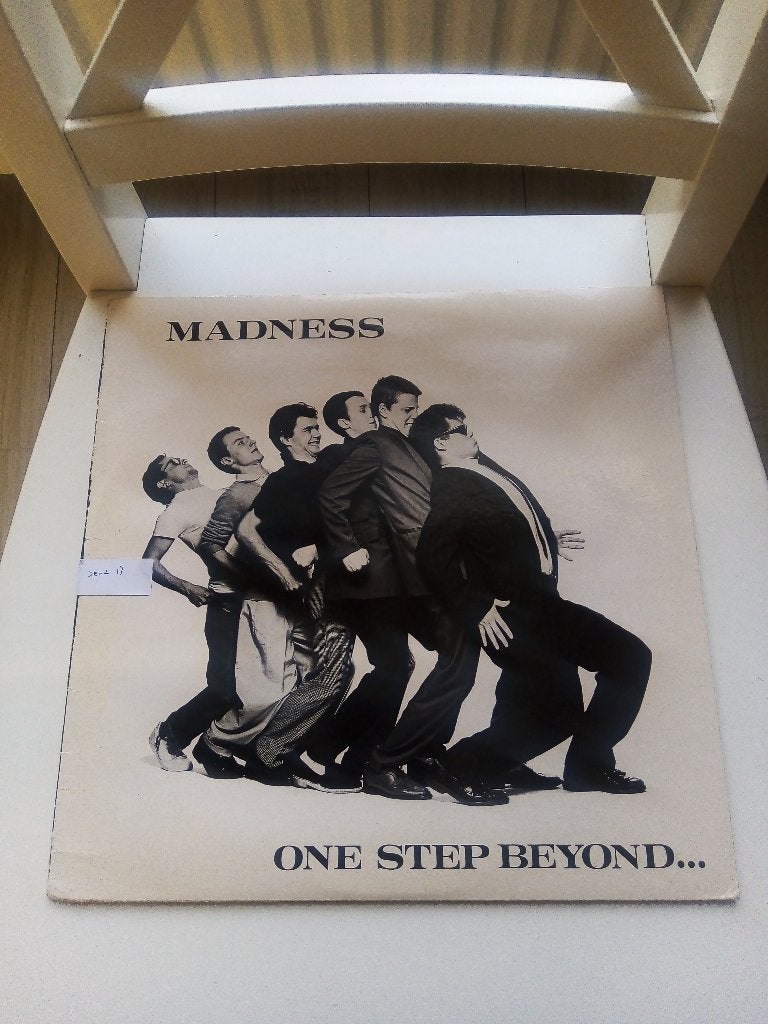 original lp- madness- one step beyound *1979*, Cd's en Dvd's, Vinyl | Pop, LP, Overige genres, Ophalen of Verzenden, Zo goed als nieuw