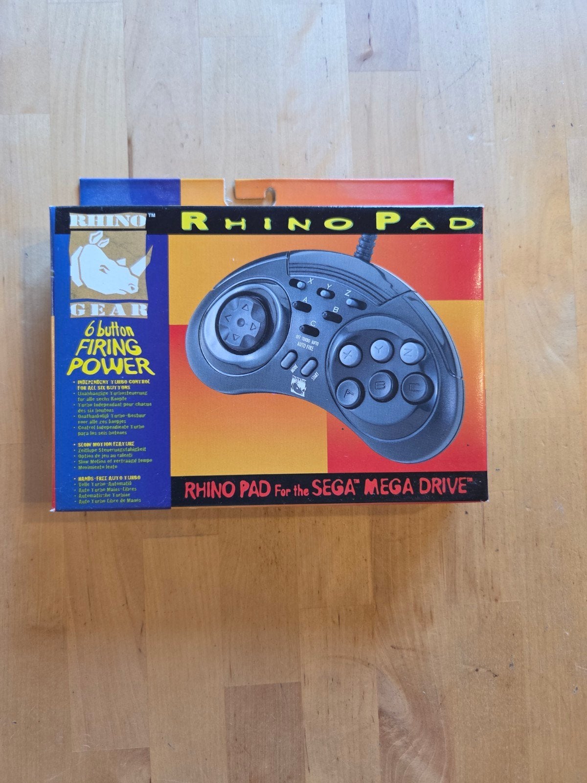 Rhino Pad Controller voor Sega Mega Drive - Nieuw in doos, Spelcomputers en Games, Spelcomputers | Sega, Verzenden, Nieuw, Met 1 controller