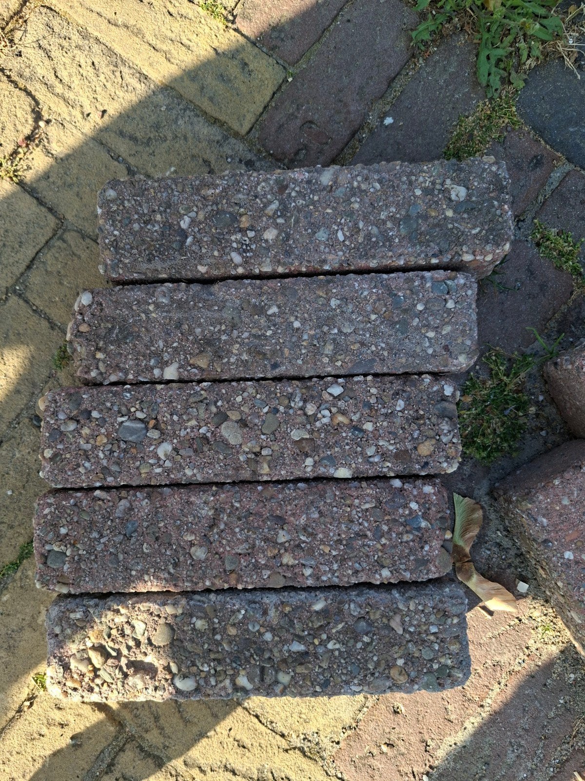 Gebruikte sierbestrating waalformaat, Tuin en Terras, Ophalen, Gebruikt, Beton, Klinkers