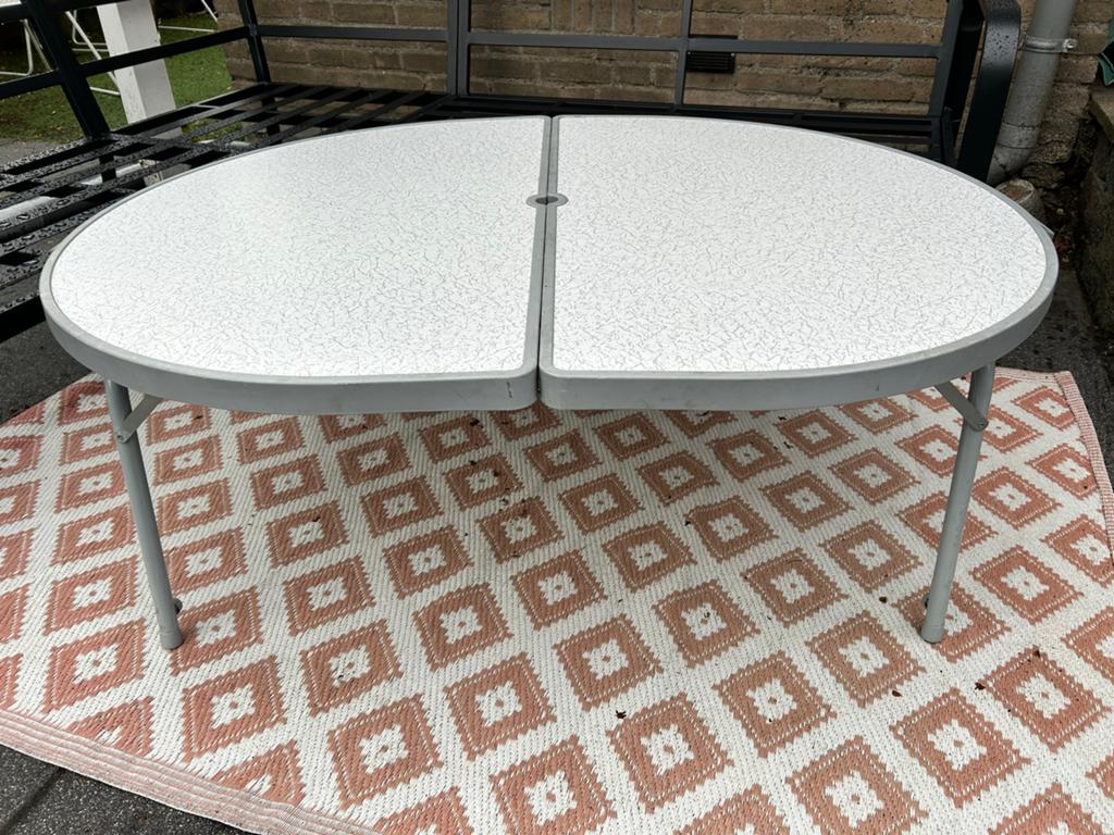 Crespo Campingtafel Ovaal 1.20x90 - Verstelbare Poten, Caravans en Kamperen, Ophalen, Gebruikt, Campingtafel
