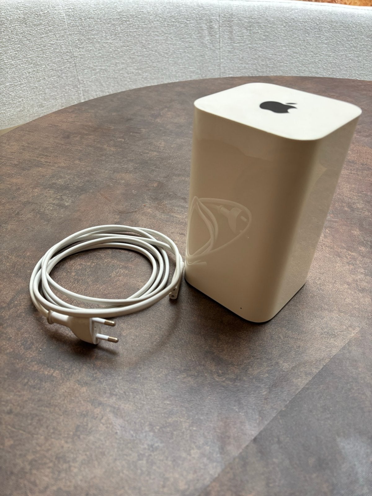 Apple AirPort Extreme Base Station (A1521), Ophalen, Zo goed als nieuw, Router