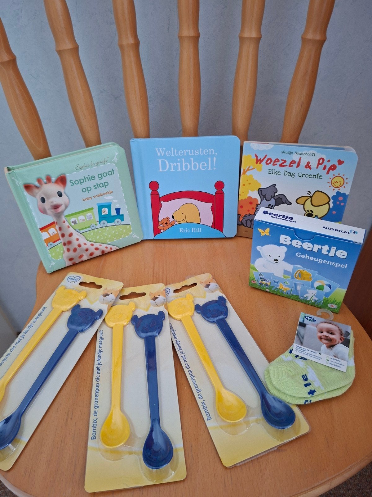 Nieuw baby spulletjes boekjes,lepeltjes sokjes 3 voor €2.50, Ophalen, Nieuw, Overige typen