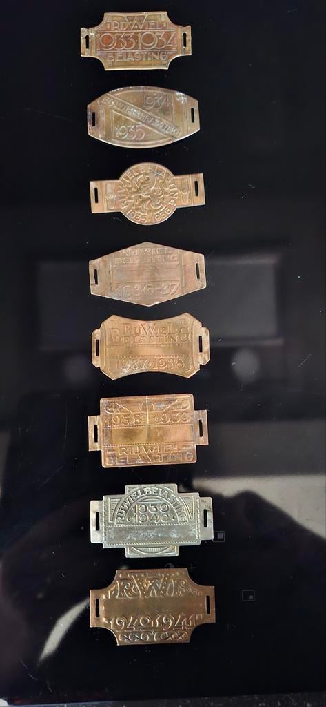 Rijwiel belasting plaatjes. 1933 t/m 1941., Ophalen of Verzenden, Gebruikt