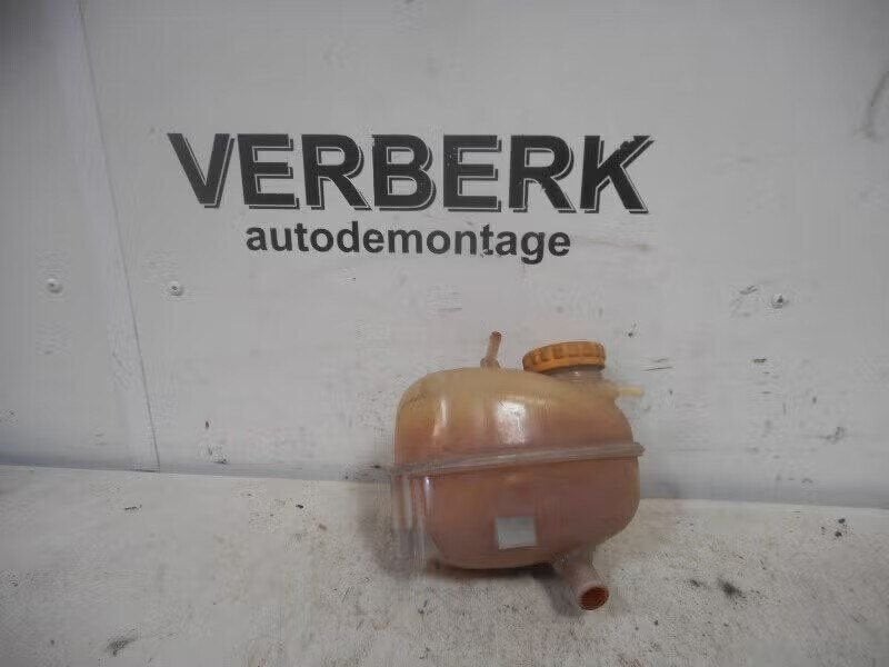 KOELVLOEISTOF RESERVOIR Corsa C (F08 / 68) (GM09128766), Bahnhofsplatz 65423 Rüsselsheim am Main, DE, Gebruikt, Opel, Opel Automobile GmbH