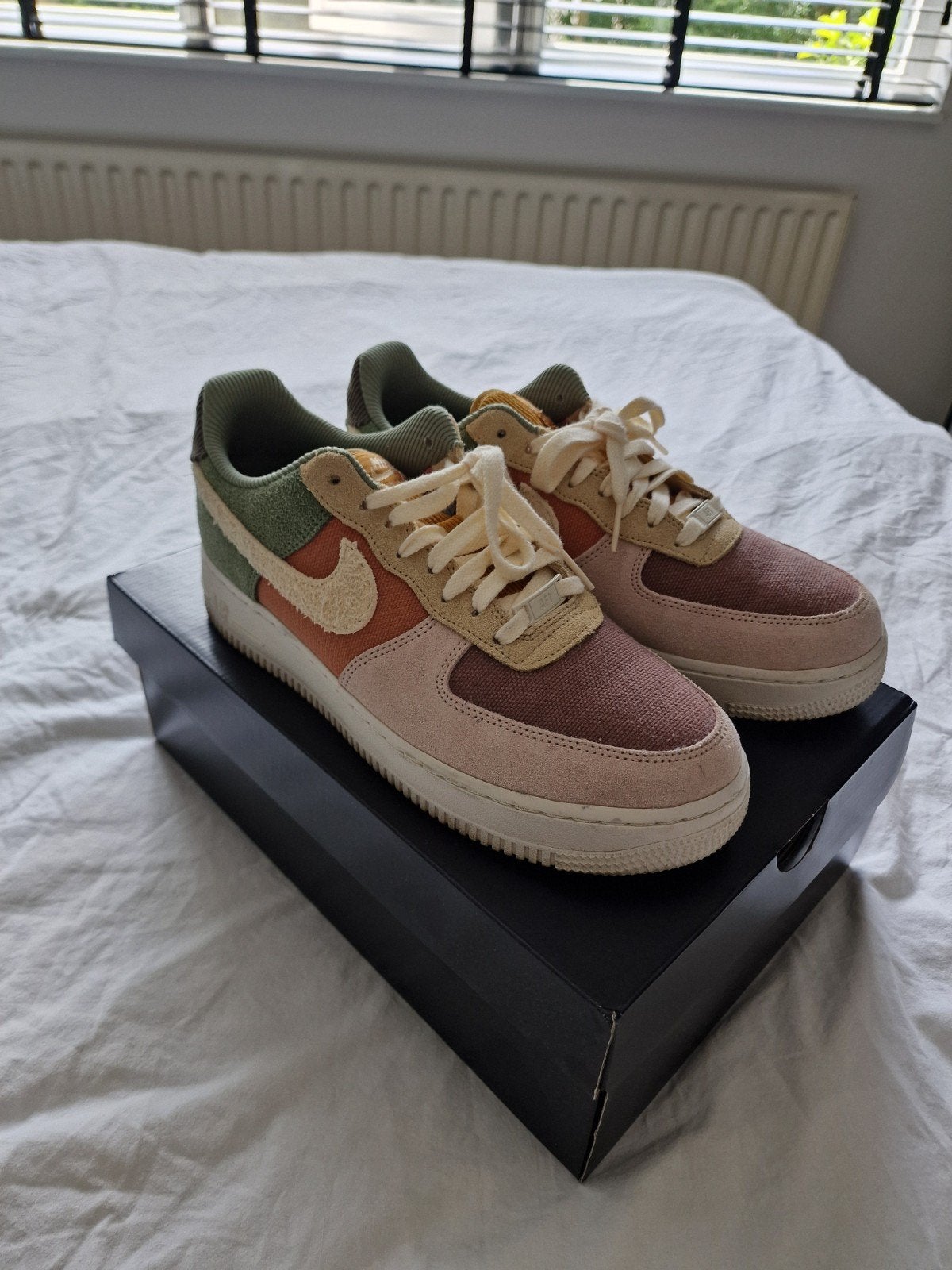 Nike air force 1 '07 LX oil green/pale ivory, Ophalen, Nike, Roze, Sneakers of Gympen