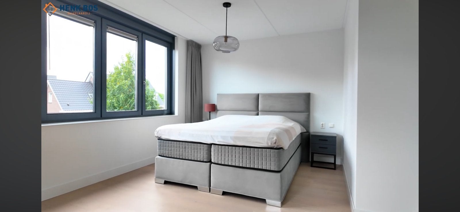 Swiss sense excellent  boxspring 180 x 210  + 2 nachtkastjes, Ophalen, Tweepersoons, Zo goed als nieuw, 180 cm