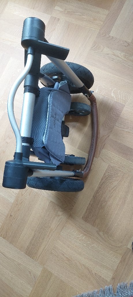 Joolz Day 2-in-1 Kinderwagen (Grijs/Bruin Leder), Gebruikt, Luchtbanden, Combiwagen, Ophalen