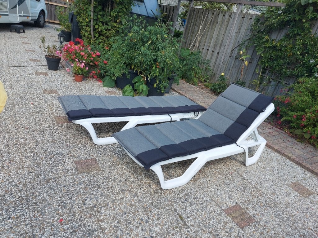 ligbedden Siesta, Ophalen, Zo goed als nieuw, Kunststof, Verstelbaar