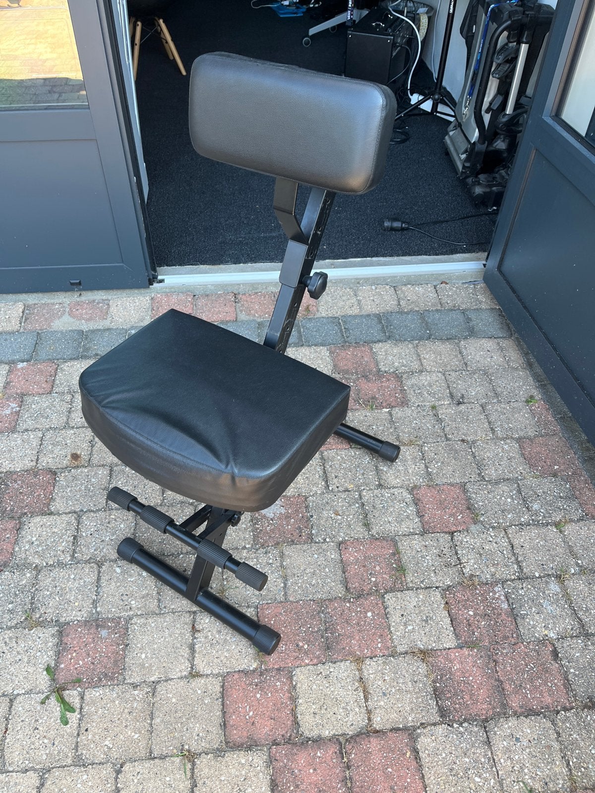 Inox gitaarstoel, Ophalen, Gebruikt
