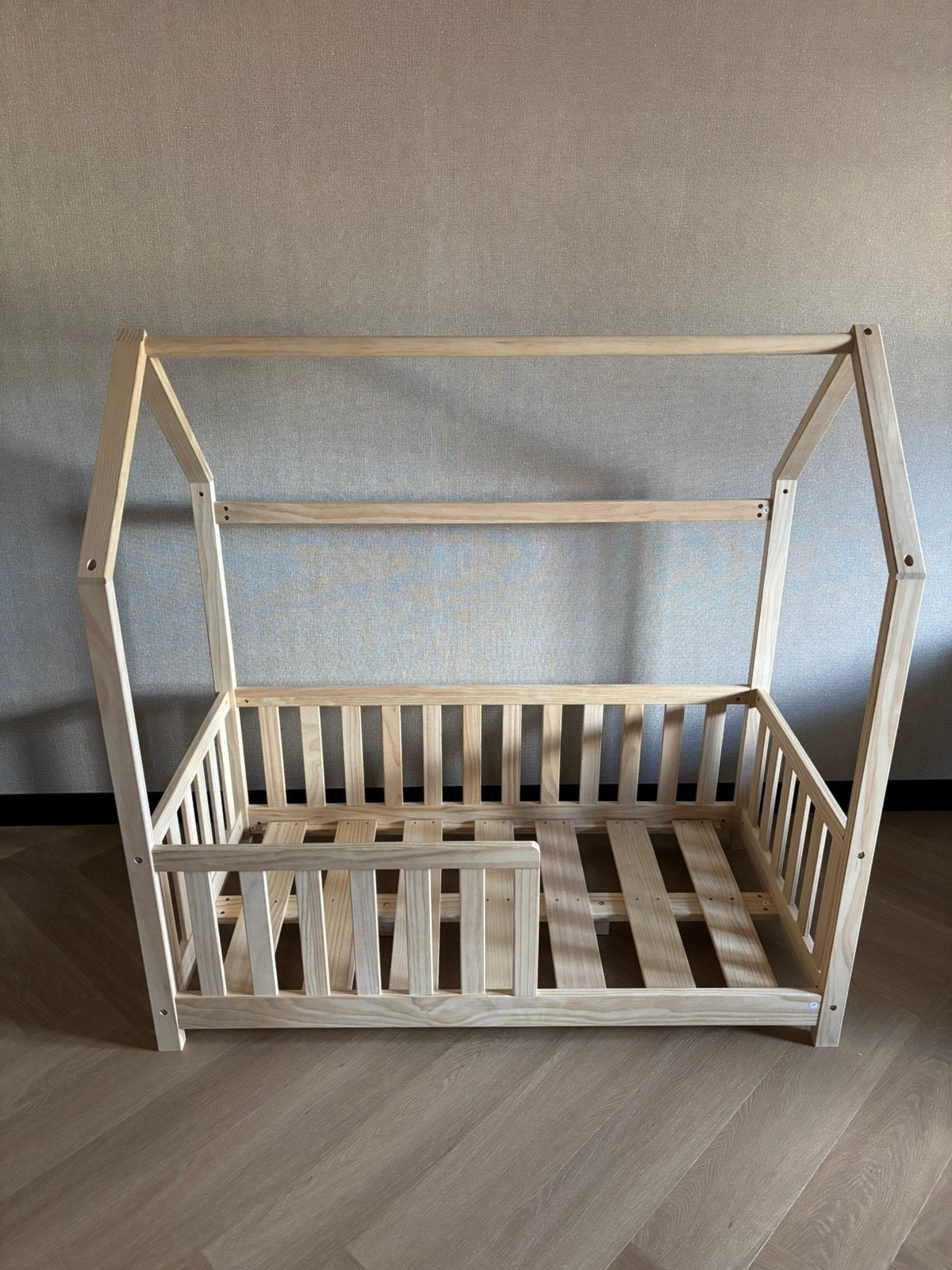 Peuterbed vloerbed, Ophalen, 70 tot 85 cm, 140 tot 160 cm, Zo goed als nieuw