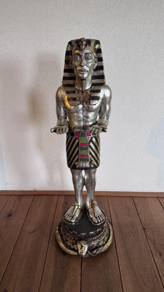 Beeld Egyptische farao, Ophalen, Gebruikt, Kunststof