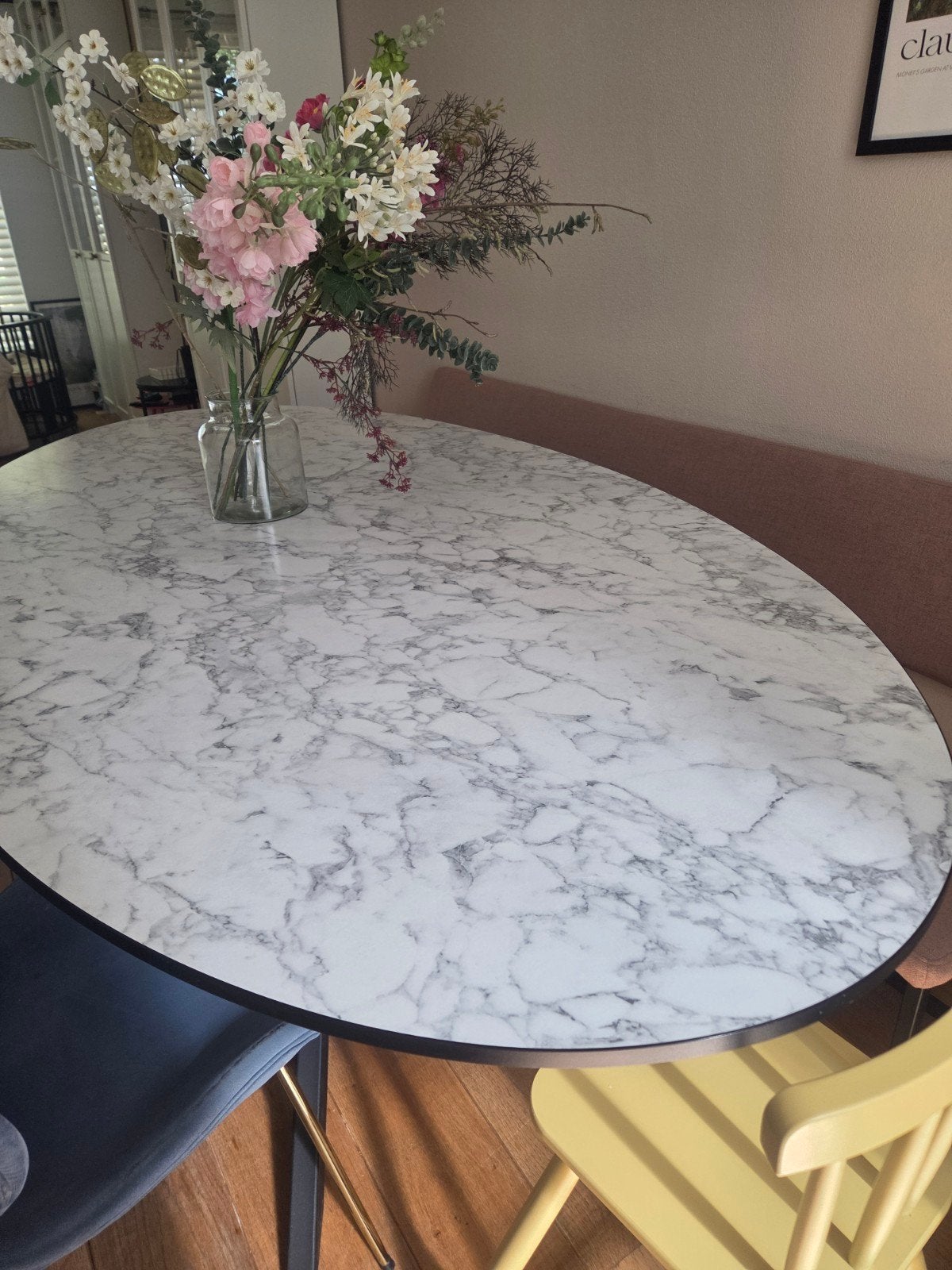 Ovale eettafel met marmerlook blad (220x120cm), Ophalen, Zo goed als nieuw