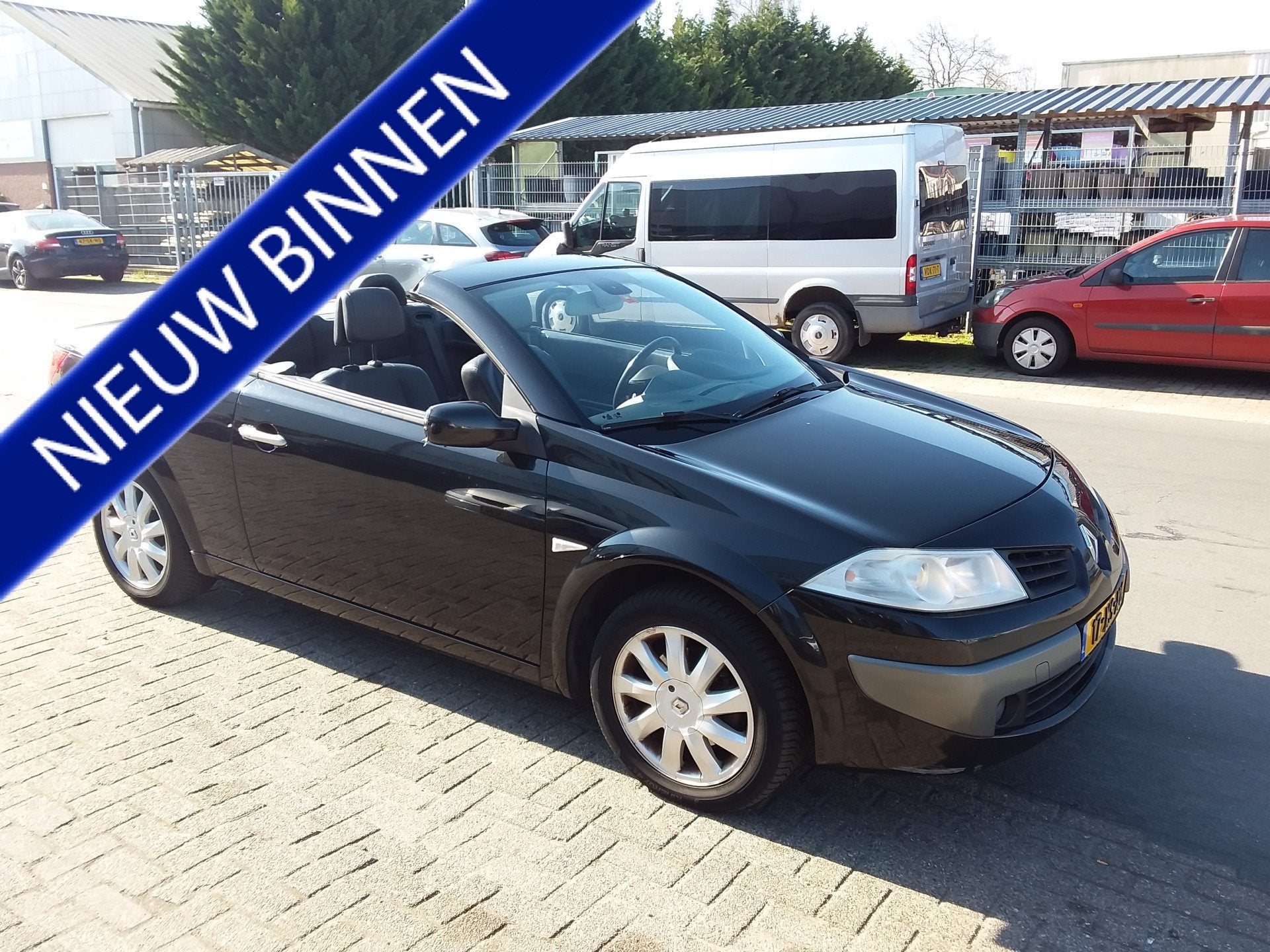 Renault Mégane Coupé-Cabriolet 2.0-16V Privilège zeer net, Auto's, Voorwielaandrijving, 1998 cc, 135 pk, Gebruikt