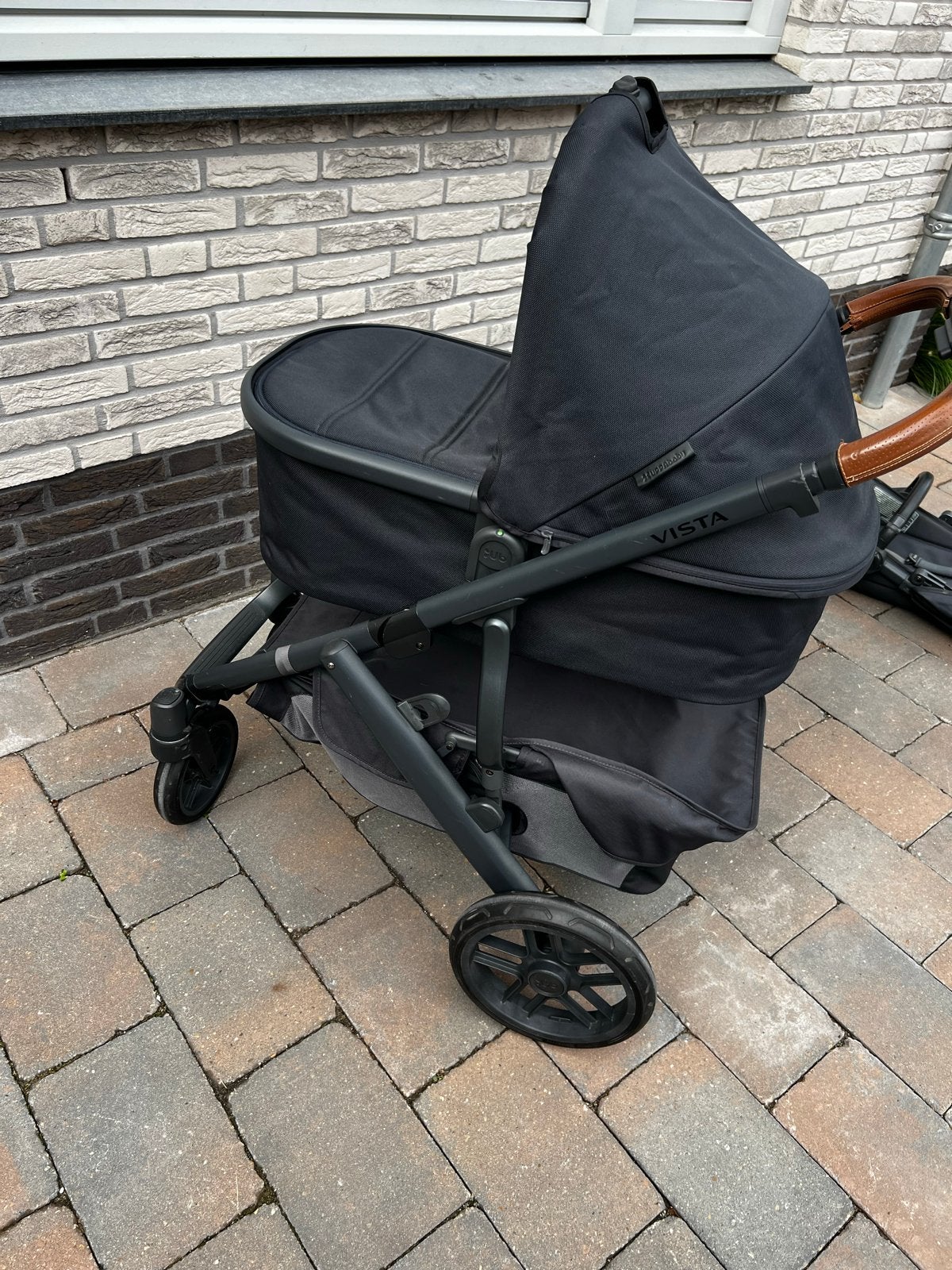 UPPAbaby Vista V2 Combiwagen met reiswieg en accessoires, Zo goed als nieuw, Combiwagen, Met reiswieg, Ophalen