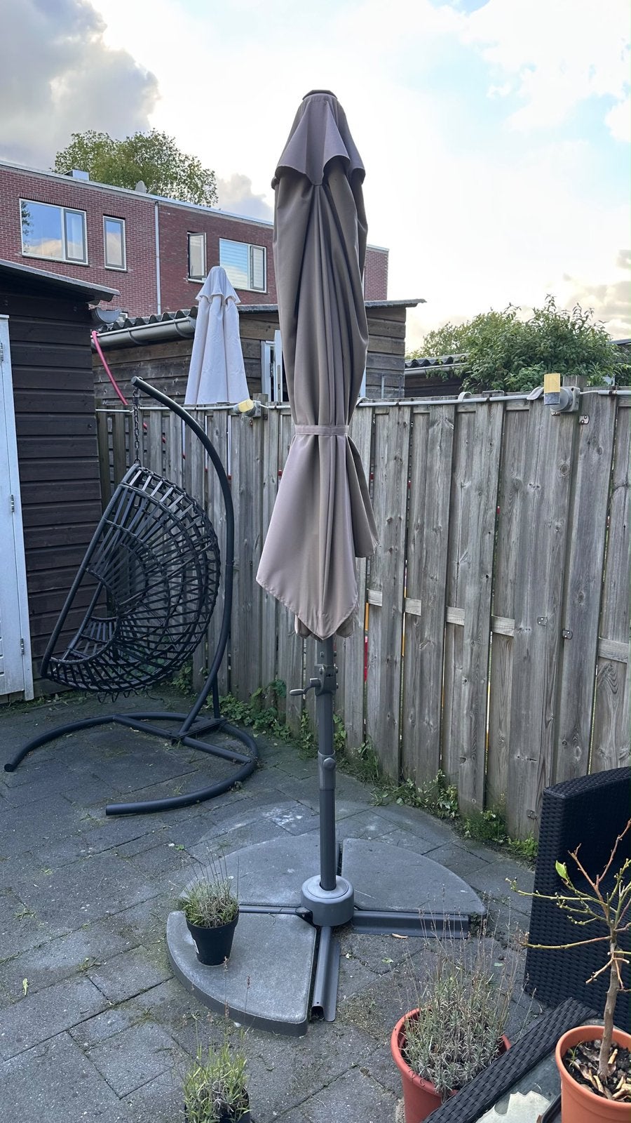 Central Park Zweefparasol Vive - D 290cm - Taupe, Tuin en Terras, Ophalen, Gebruikt, Kantelbaar, 2 tot 3 meter