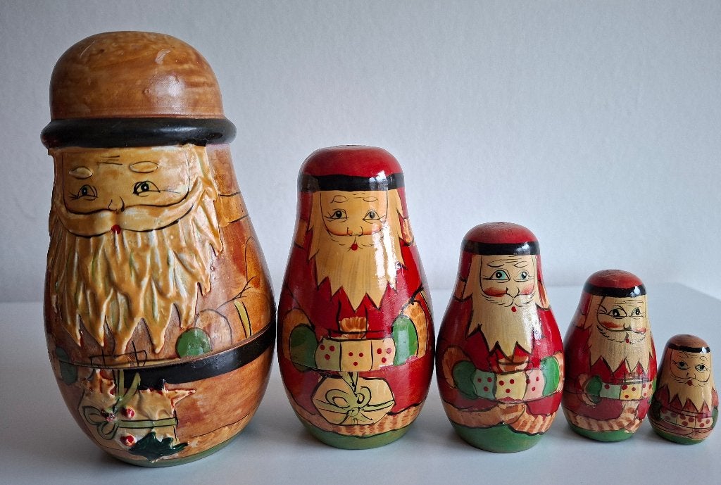 matroesjka kerstman 5-delig, Ophalen of Verzenden, Gebruikt