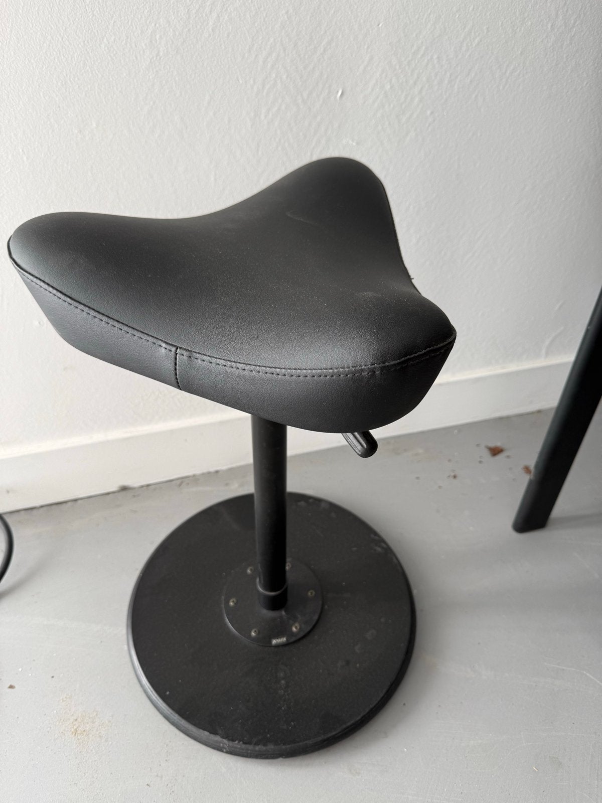 Varier Move Ergonomische Kruk - Zwart, Gebruikt, ., Zwart, Ophalen of Verzenden
