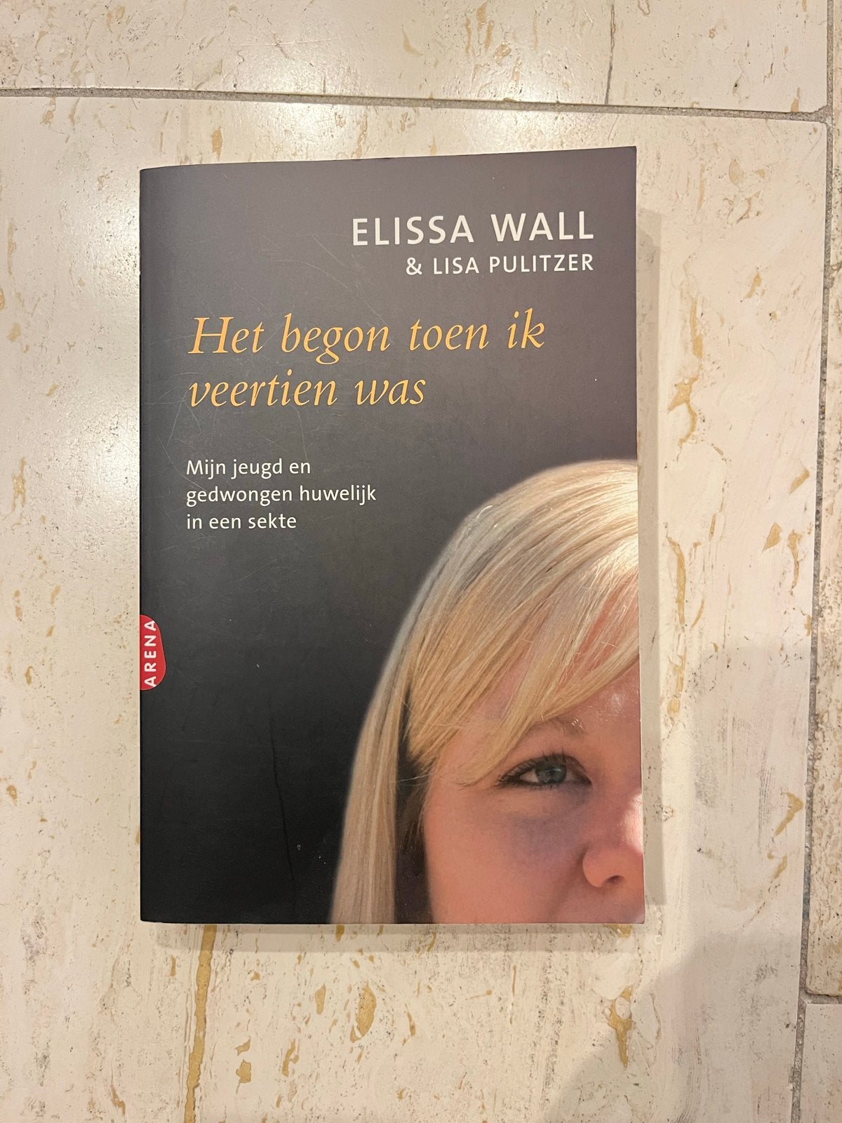 Het begon toen ik veertien was - Elissa Wall & Lisa Pulitzer, Boeken, Ophalen of Verzenden, Zo goed als nieuw, Religie