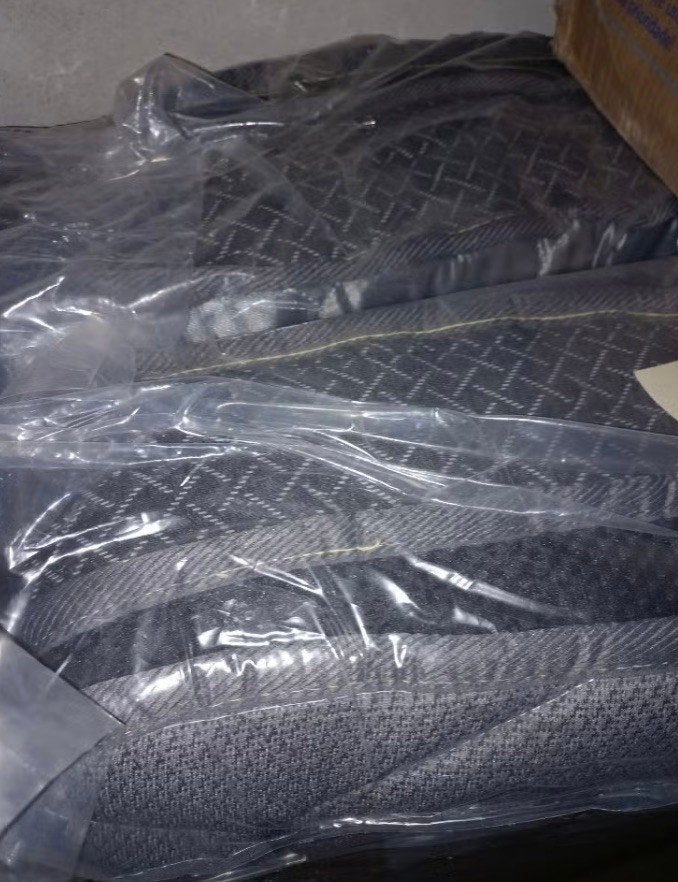boxspring mattress 140 x 200 cm, Ophalen, 140 cm, Zo goed als nieuw, Twijfelaar