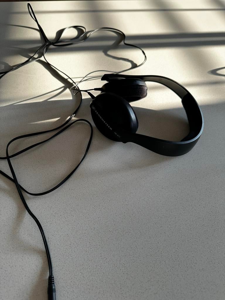 Sennheiser HD 477 Professionele Koptelefoon, Ophalen of Verzenden, Gebruikt, Over oor (circumaural), Sennheiser