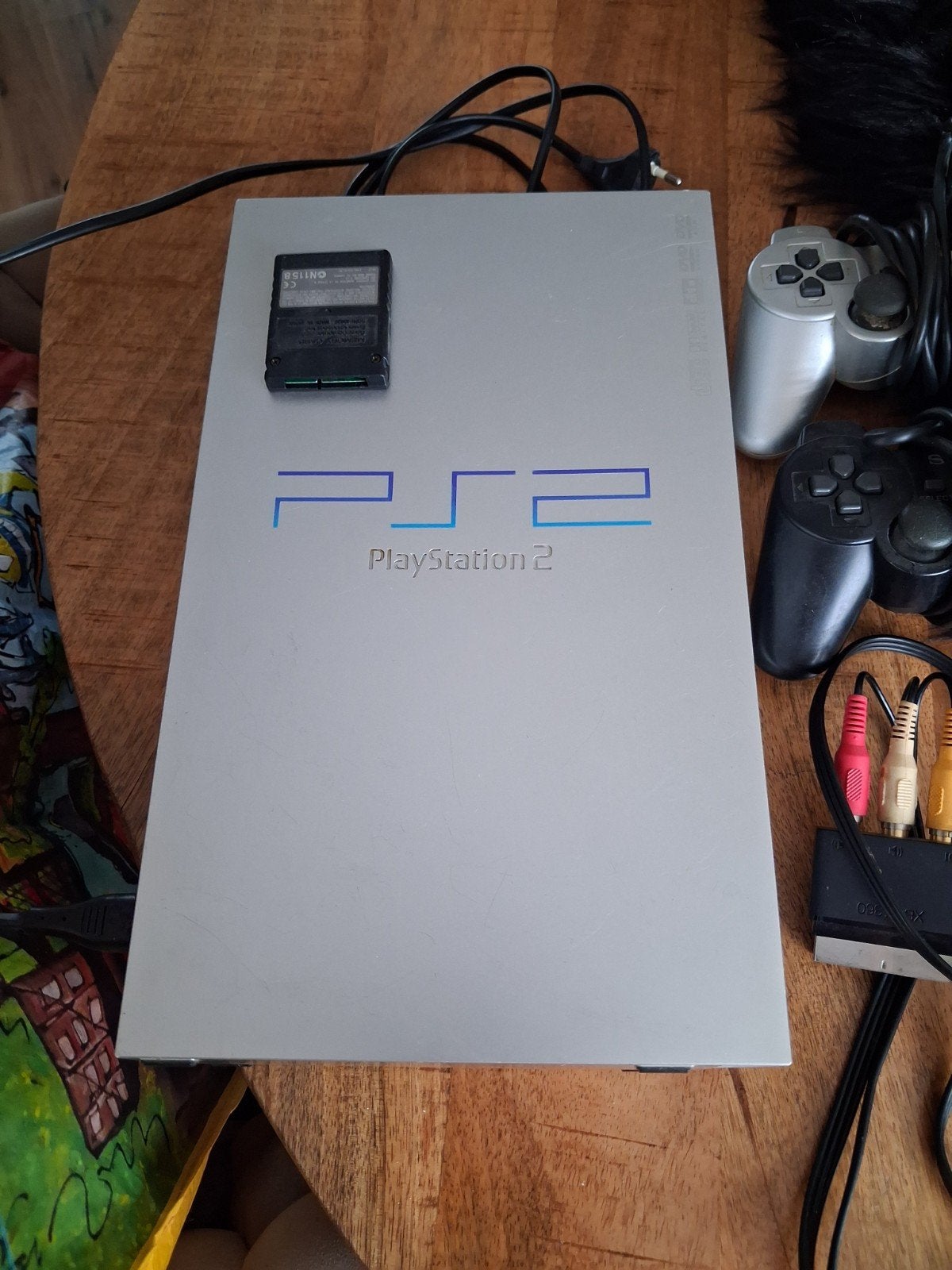 PlayStation 2  Slim met 2 controllers en geheugenka, Spelcomputers en Games, Spelcomputers | Sony PlayStation 2, Ophalen, Gebruikt