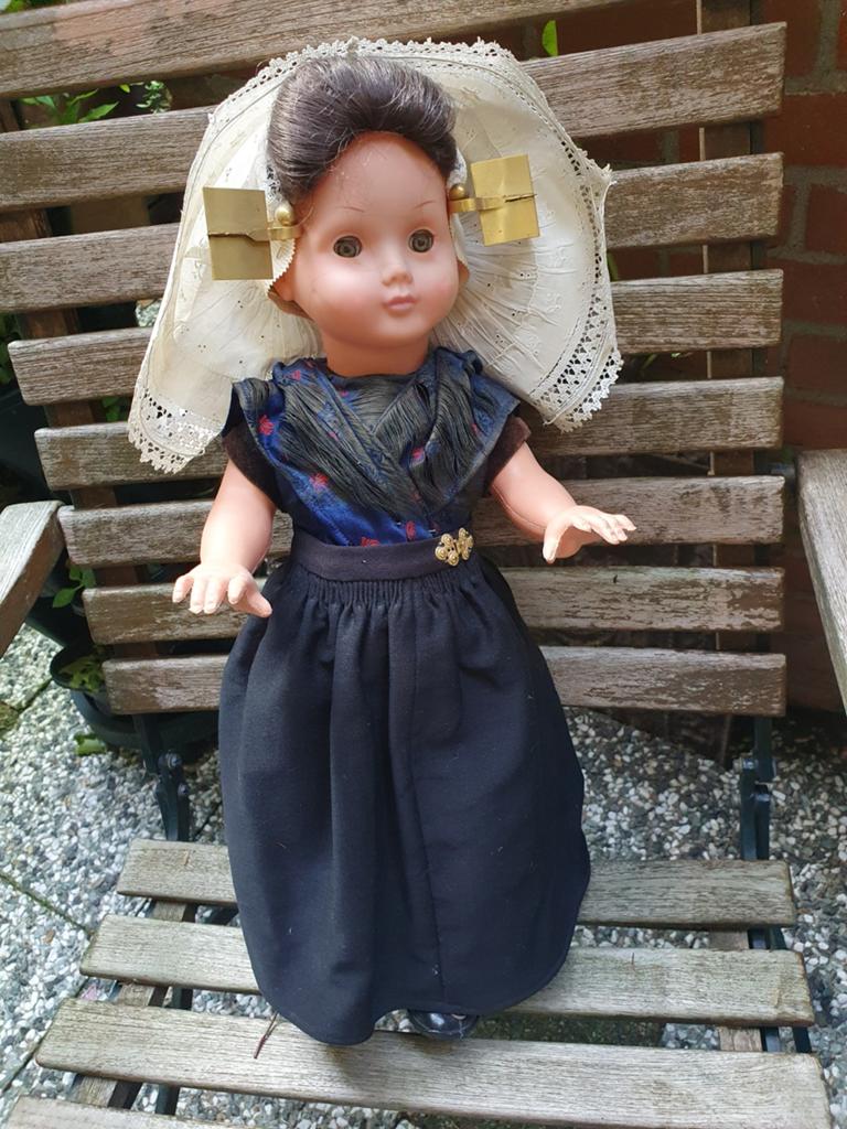 Vintage pop in Zeeuwse klederdracht - 40 cm, Ophalen of Verzenden, Gebruikt, Pop