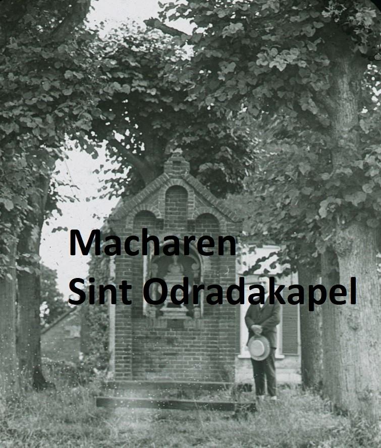 Macharen  Sint Odradakapel  oude glasdia 8x8 cm, Gebruikt, Verzenden, Foto, Gebouw