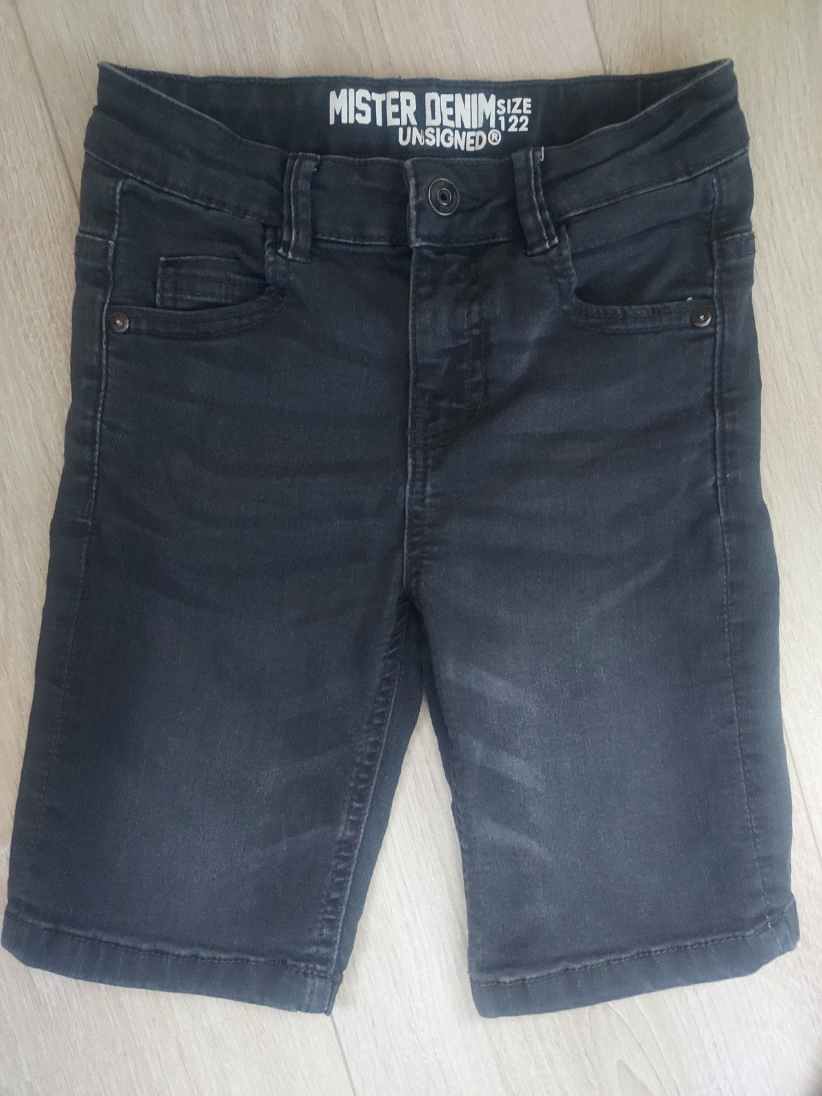 korte spijkerbroek jongen mt 122, Broek, Ophalen of Verzenden, Zo goed als nieuw, Scapino