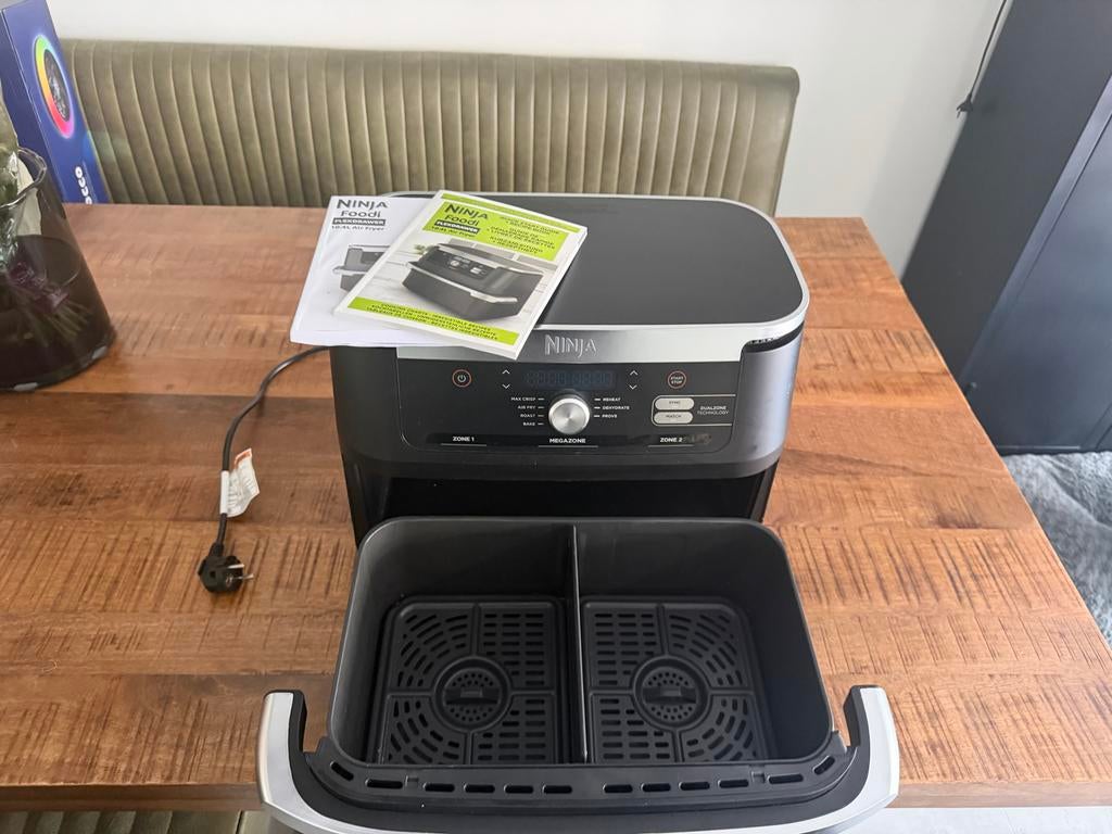 Ninja Foodi Dual Zone Airfryer AF400EU - Zo goed als nieuw, Witgoed en Apparatuur, Airfryers, Ophalen, Zo goed als nieuw, Airfryer XXL