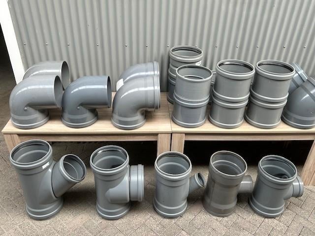 0873. UITVERKOOP PVC RIOOL HULPSTUKKEN 315MM, Ophalen, Nieuw