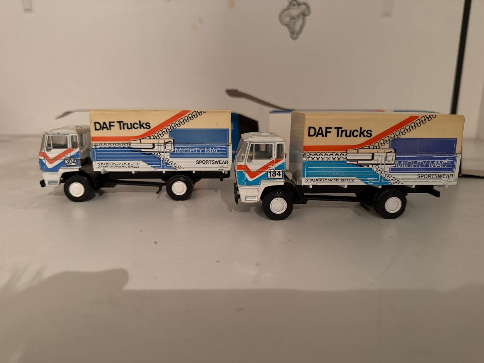 DAF Trucks Mighty Mac Sportswear Dakar Rally modelauto's, Hobby en Vrije tijd, Overige merken, 1:50 of kleiner, Ophalen of Verzenden