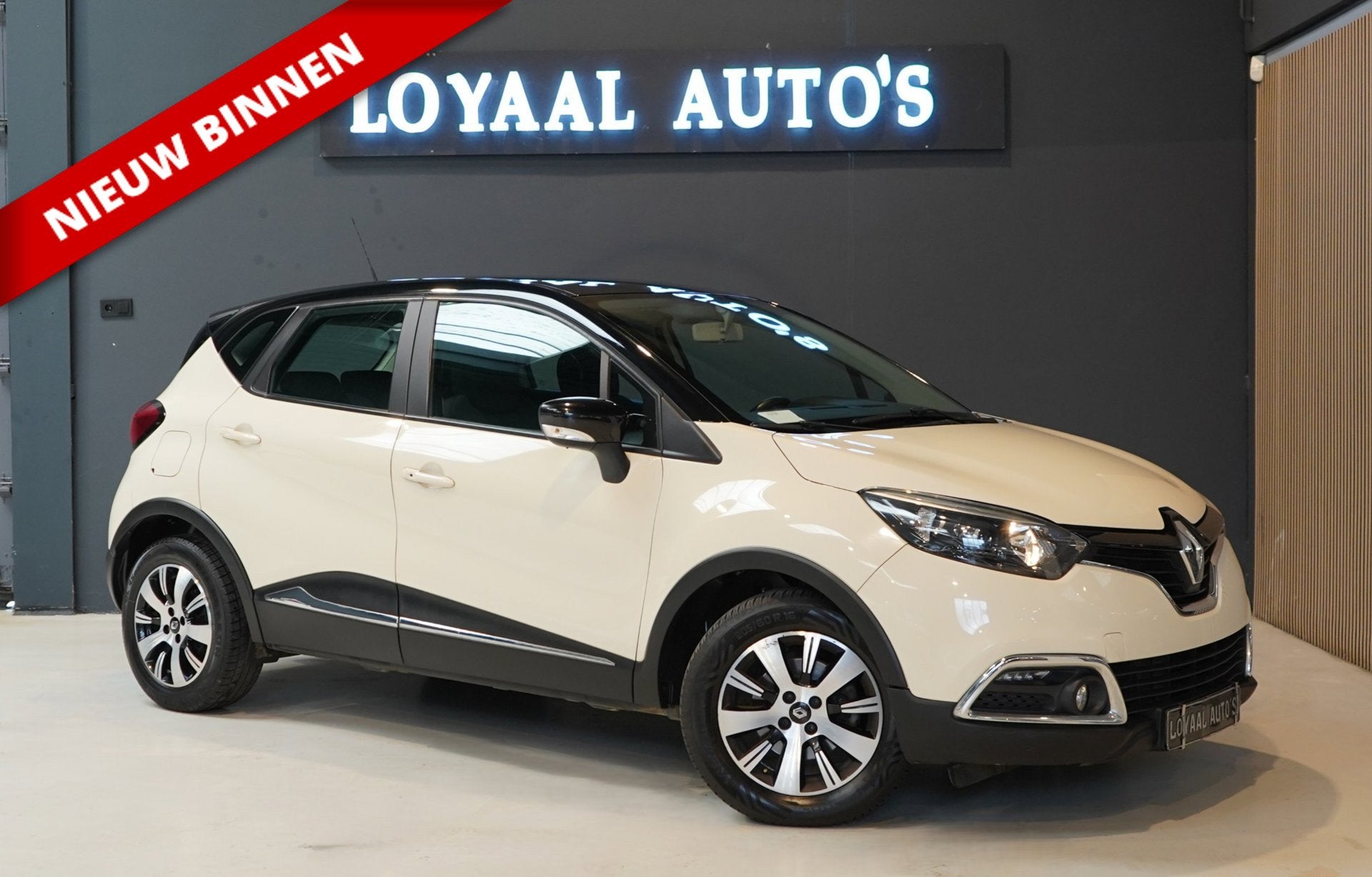 Renault Captur 1.2 TCe Dynamique | TREEKHAAK | CRUISE | NAVI