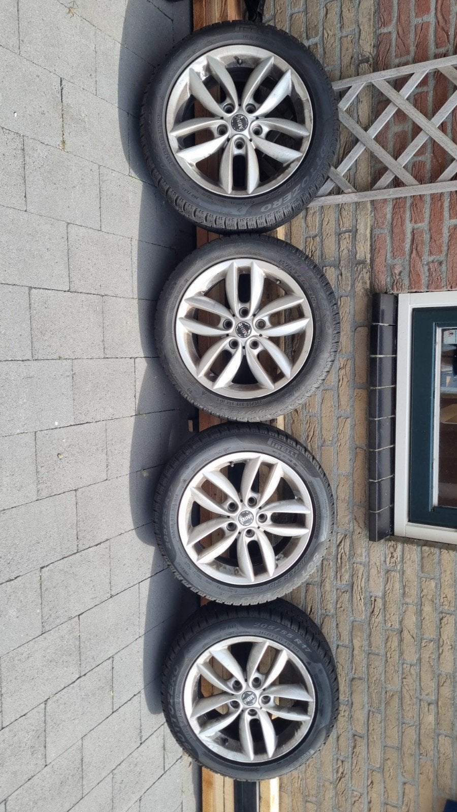 Mini Cooper 17 inch velgen met Pirelli winterbanden, Auto-onderdelen, Ophalen, Gebruikt, Banden en Velgen, 17 inch