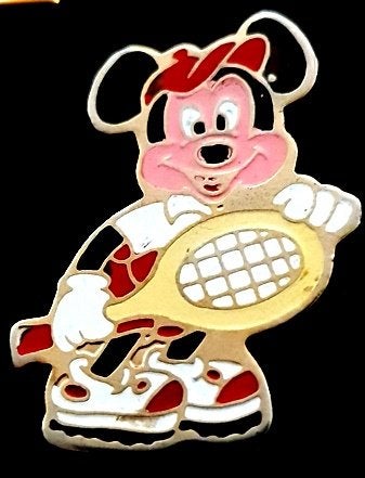 Minnie Mouse tennis broche, Verzamelen, Verzenden, Nieuw, Figuurtje, Speldje of Pin