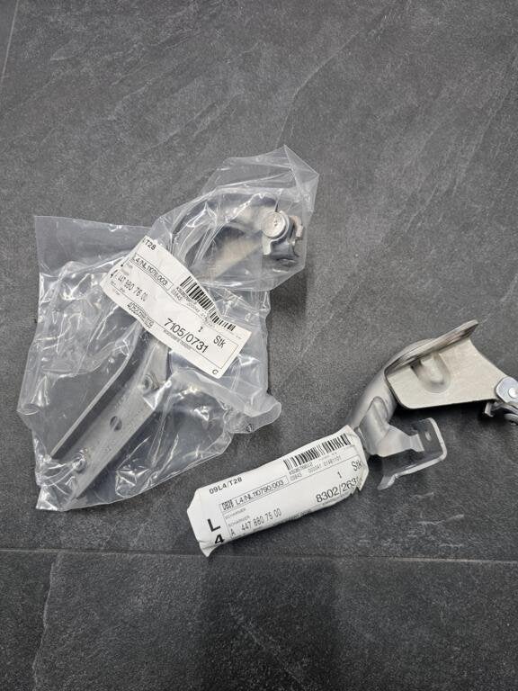 Motorkapscharnierorigineel set Mercedes Vito Bestel W447, Mercedes-Benz, Onbekend, Nieuw, Ophalen of Verzenden