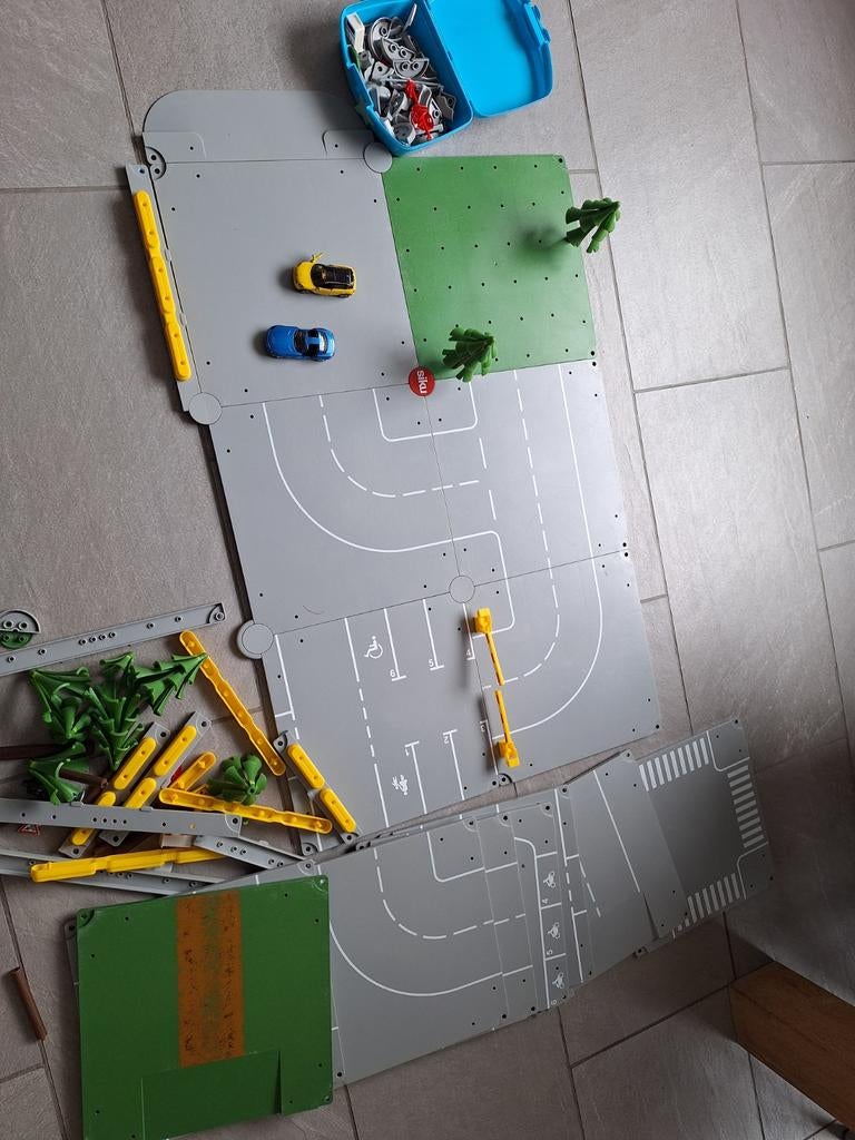12 Siku wegplaten met bomen en parkeerplaatsen, Ophalen, Gebruikt, Overige merken