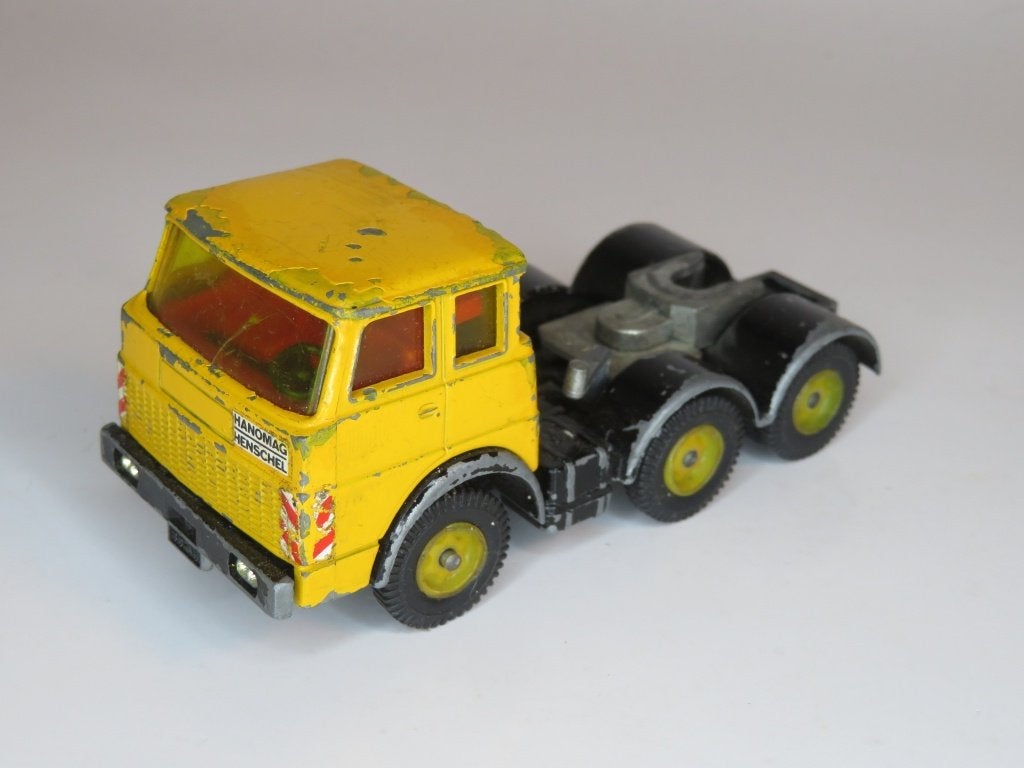 Hanomag Henschel truck (SIKU 1:55), Ophalen of Verzenden, Gebruikt, Bus of Vrachtwagen, SIKU