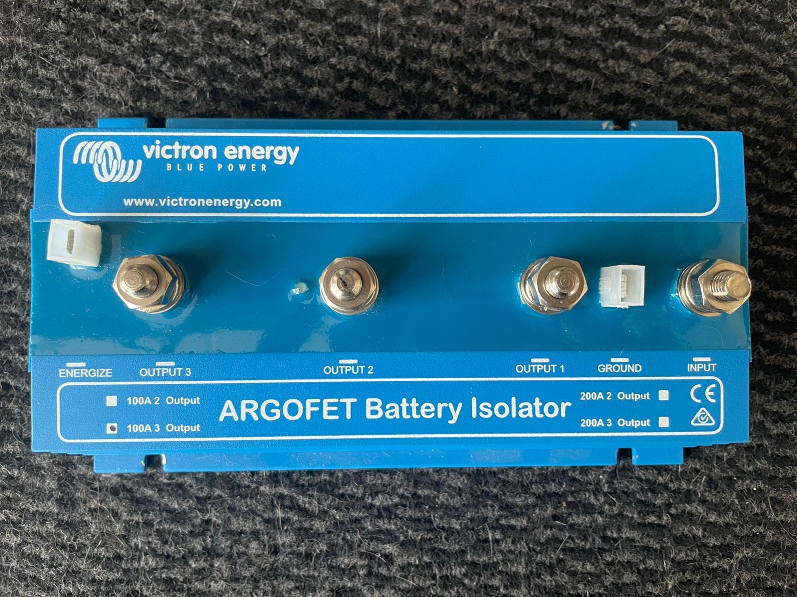 Victron Argofet laadstroom verdeler mosfet 100amp 3 in1, Watersport en Boten, Ophalen, Zo goed als nieuw, Motor en Techniek, Zeilboot of Motorboot
