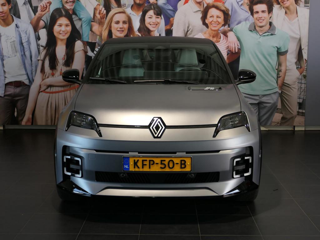 Renault 5 comfort range Roland-Garros 52 kWh - Occasion Leas, Auto's, Renault, Gebruikt, Leder en Stof, 31 min, Origineel Nederlands