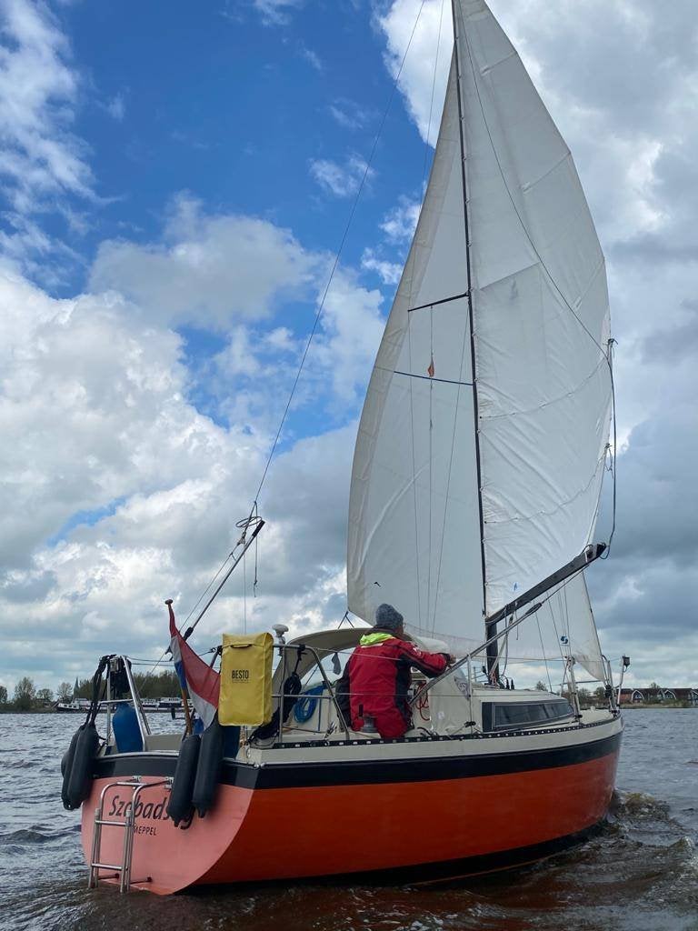 Friendship 28 | 1.20 m diepgang | Nw. grootzeil | Zeilklaar, Watersport en Boten, 9 m, Gebruikt, Binnenboordmotor, Diesel