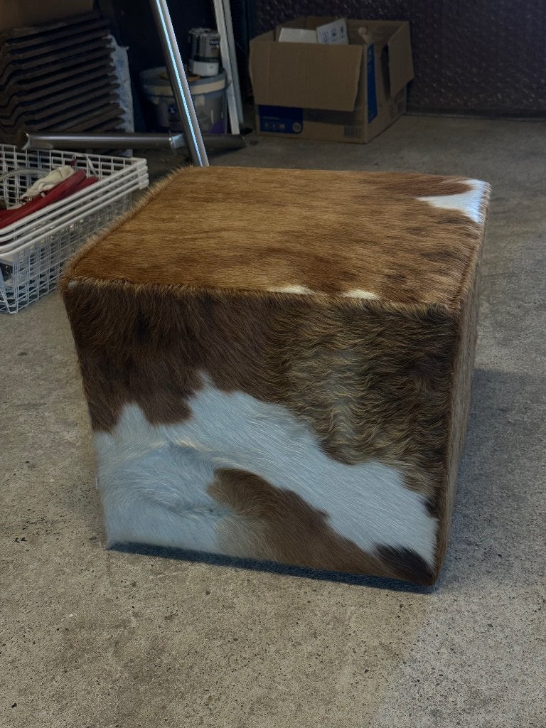 Koeien Poef vintage, Ophalen, Zo goed als nieuw, 50 tot 75 cm, Vierkant