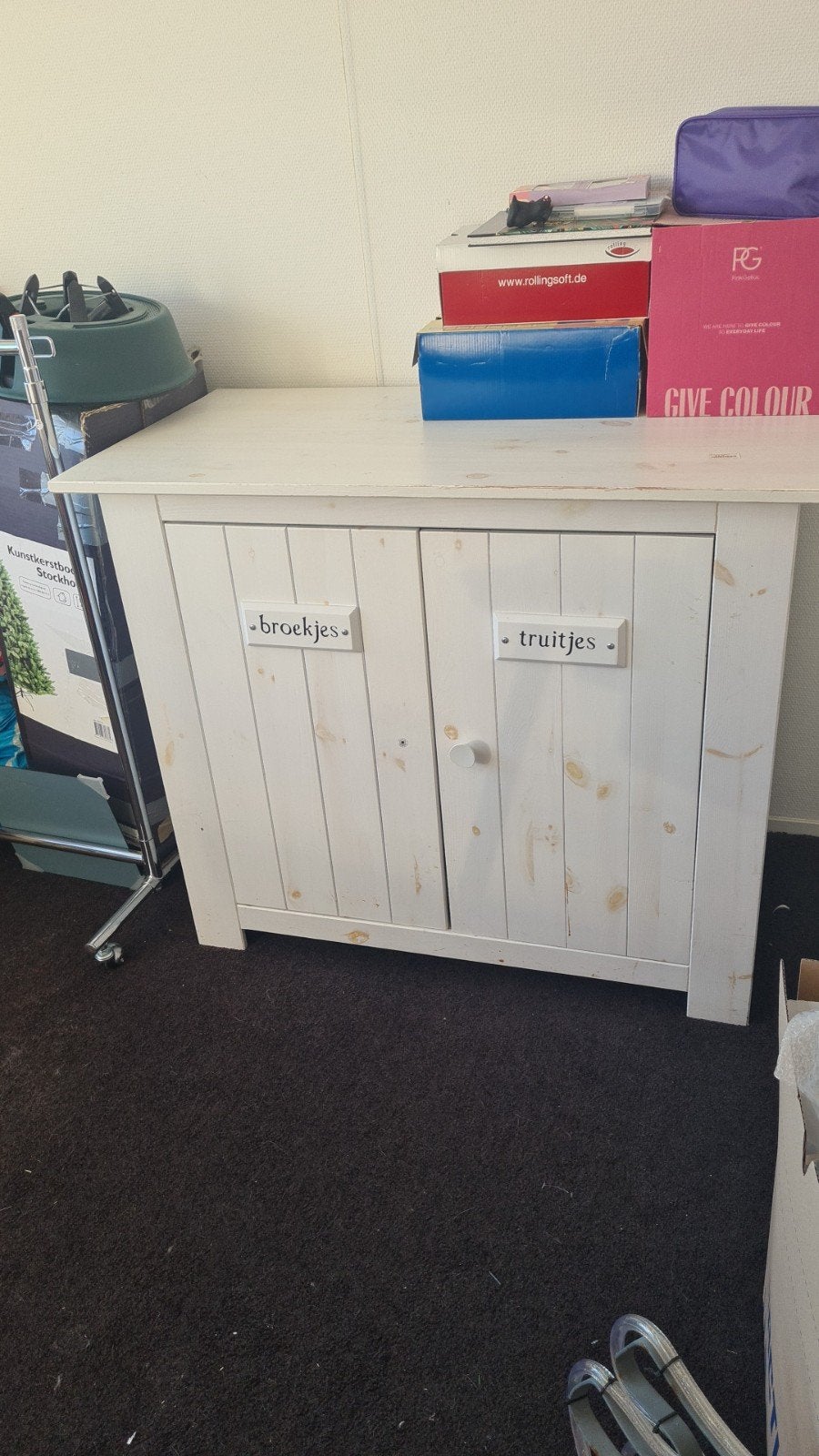 witte kast, Ophalen of Verzenden, Zo goed als nieuw