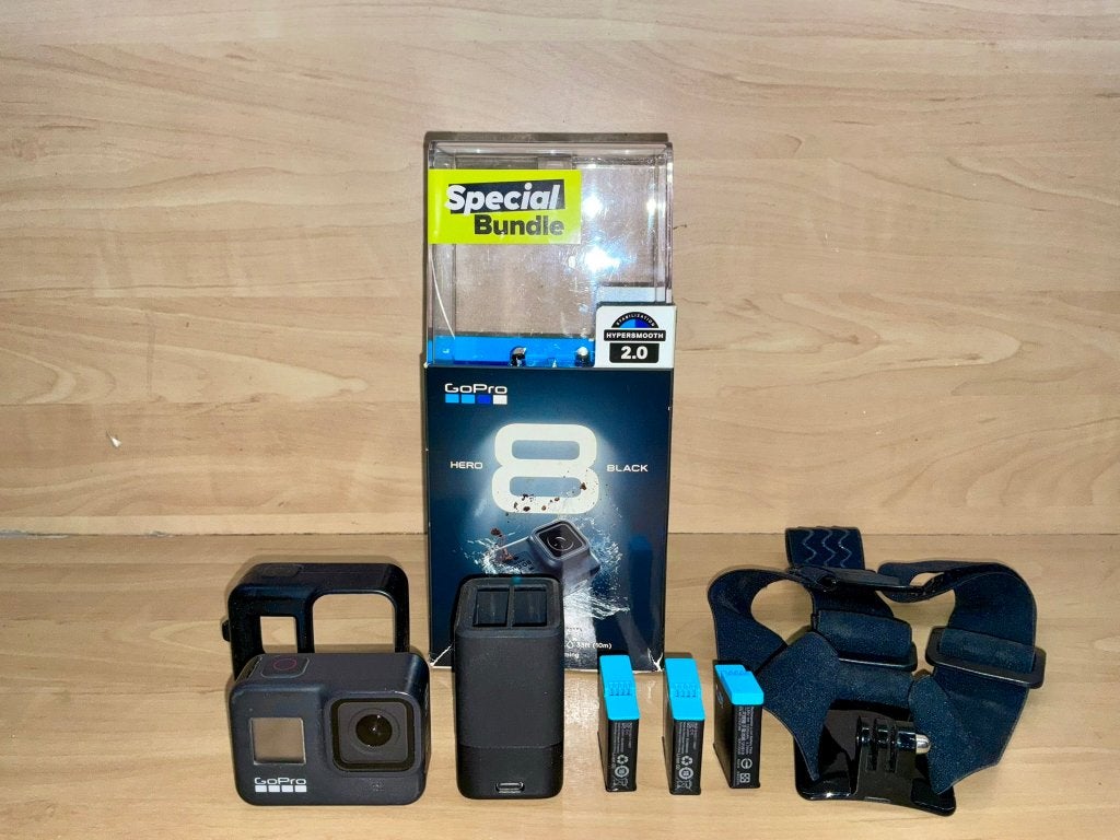 GoPro Hero 8 Black Special Bundle - Actiecamera, Ophalen of Verzenden, Zo goed als nieuw, GoPro
