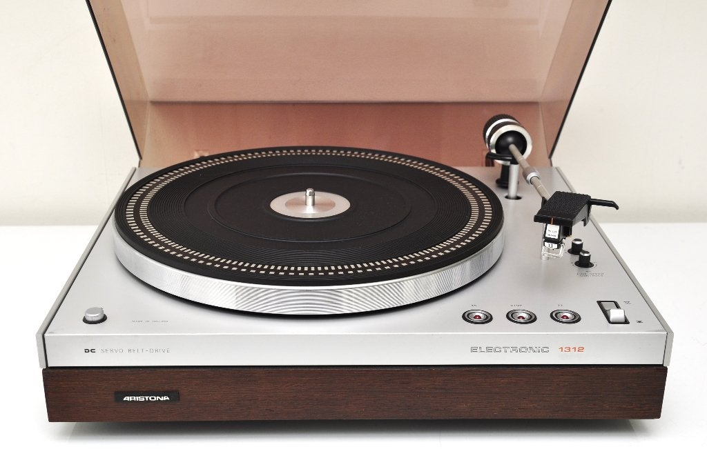 PHILIPS/ARISTONA 22GA312 platenspeler., Philips, Gebruikt, Pitch-regelaar, Ophalen of Verzenden