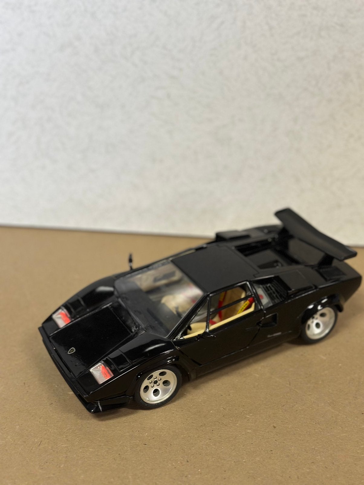 Lamborghini countach modelauto 1:18 bburago, Ophalen of Verzenden, Zo goed als nieuw, Auto, Bburago