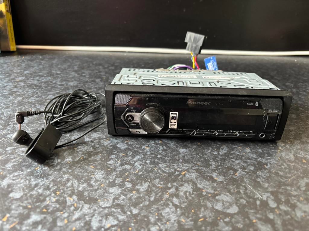 Pioneer autoradio , met Bluetooth zie foto’s voor info, Ophalen, Zo goed als nieuw